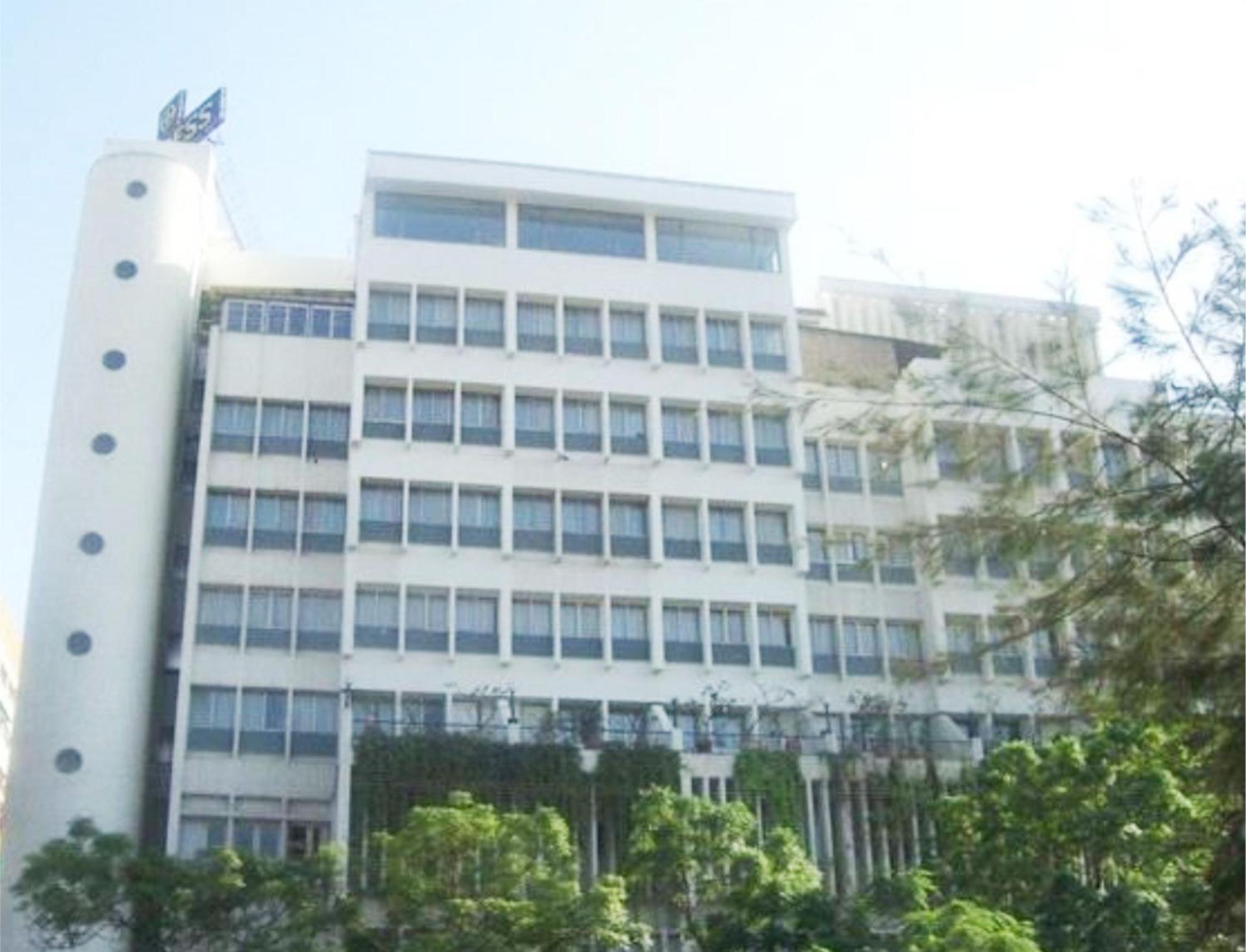 Hotel Express Towers Vadodara Buitenkant foto